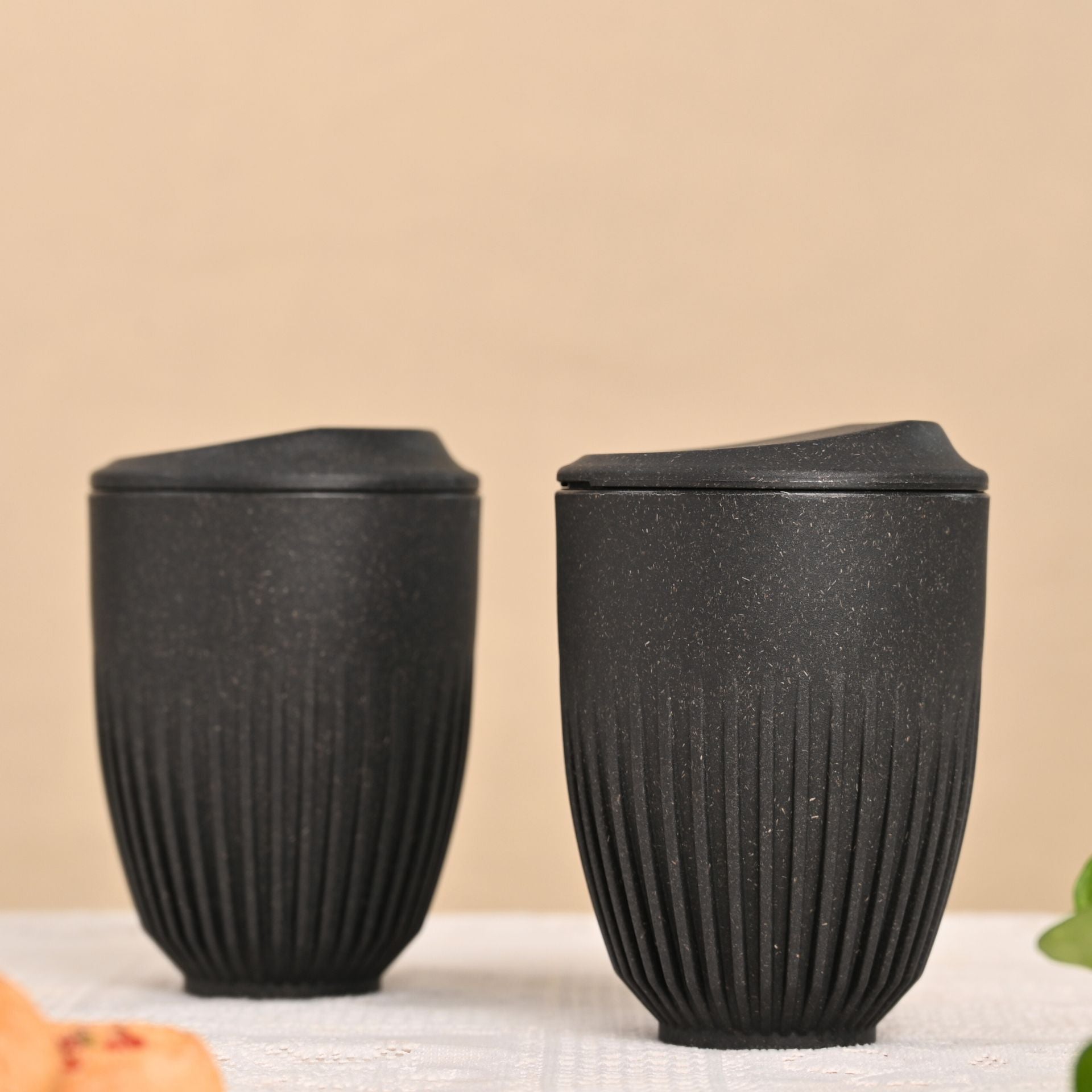 Retro Coffee Mugs with Lids – Set of 2 (350ml)
