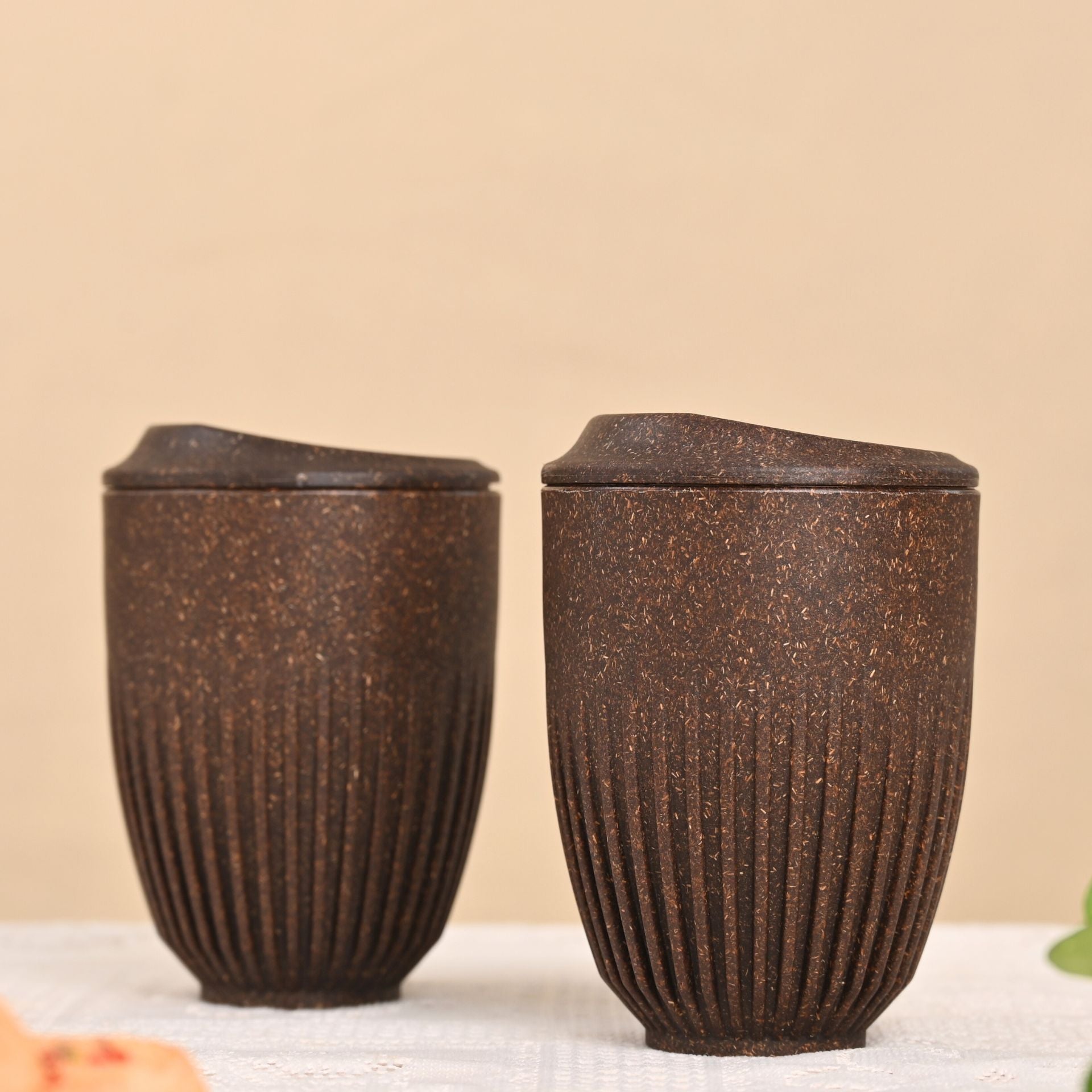 Retro Coffee Mugs with Lids – Set of 2 (350ml)