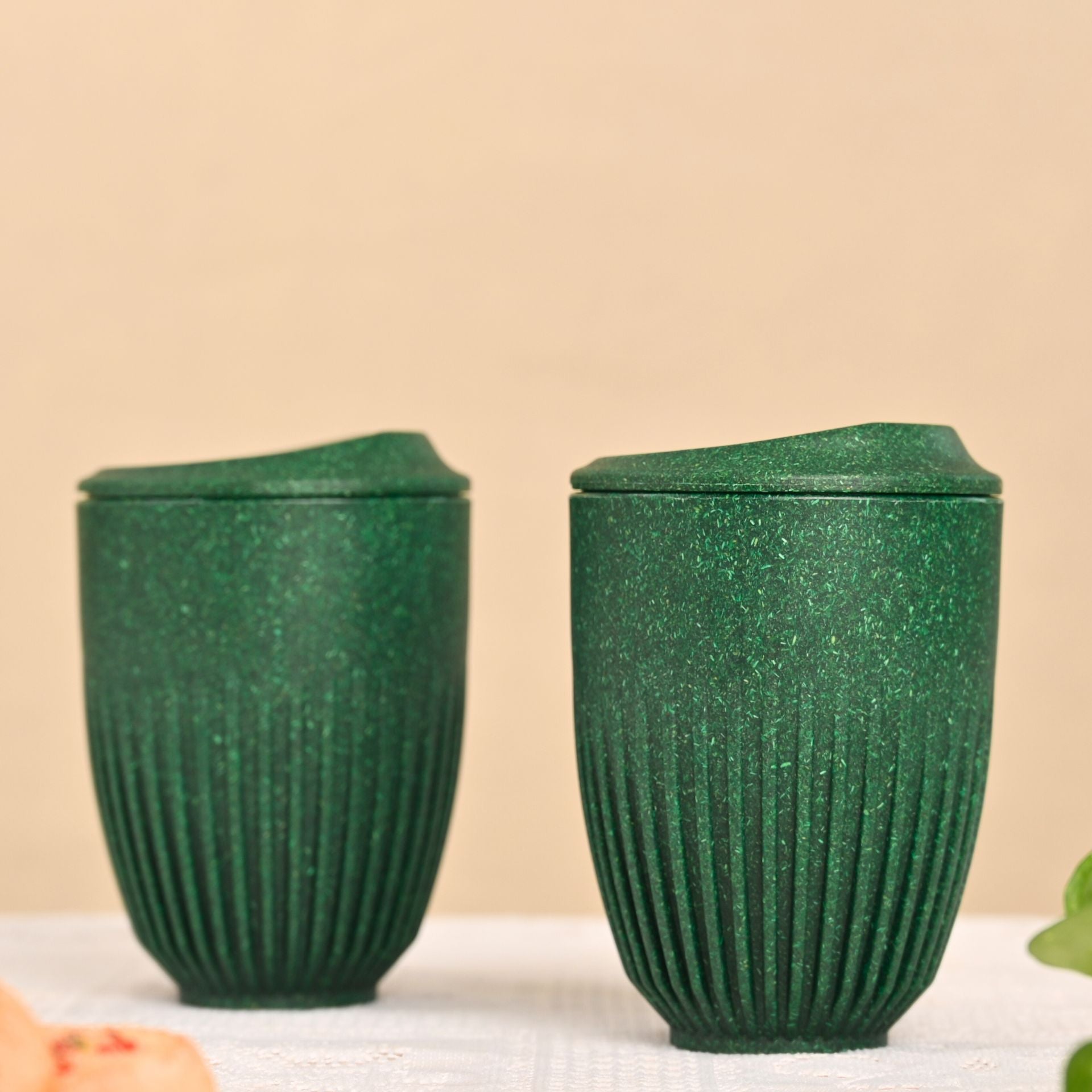 Retro Coffee Mugs with Lids – Set of 2 (350ml)