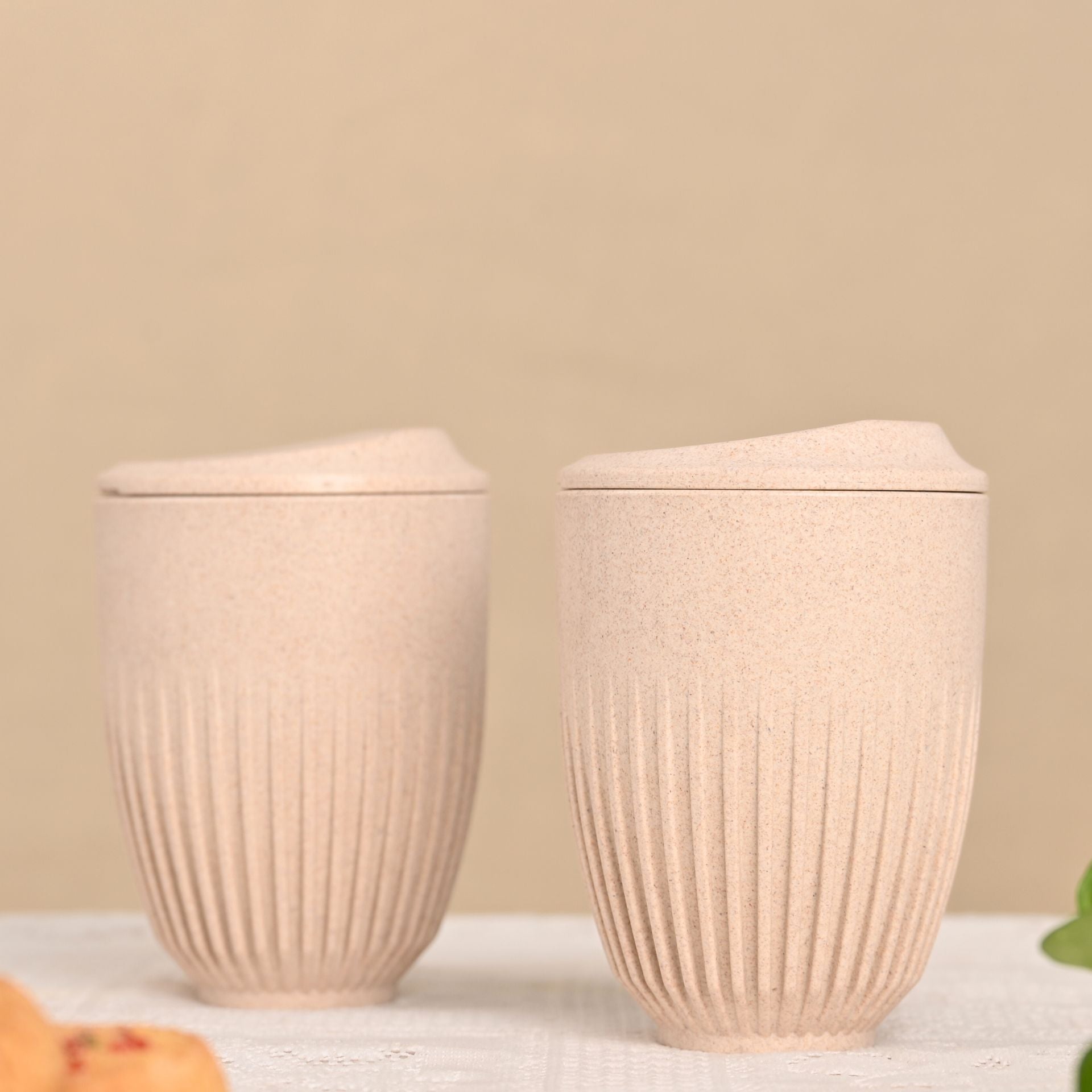 Retro Coffee Mugs with Lids – Set of 2 (350ml)