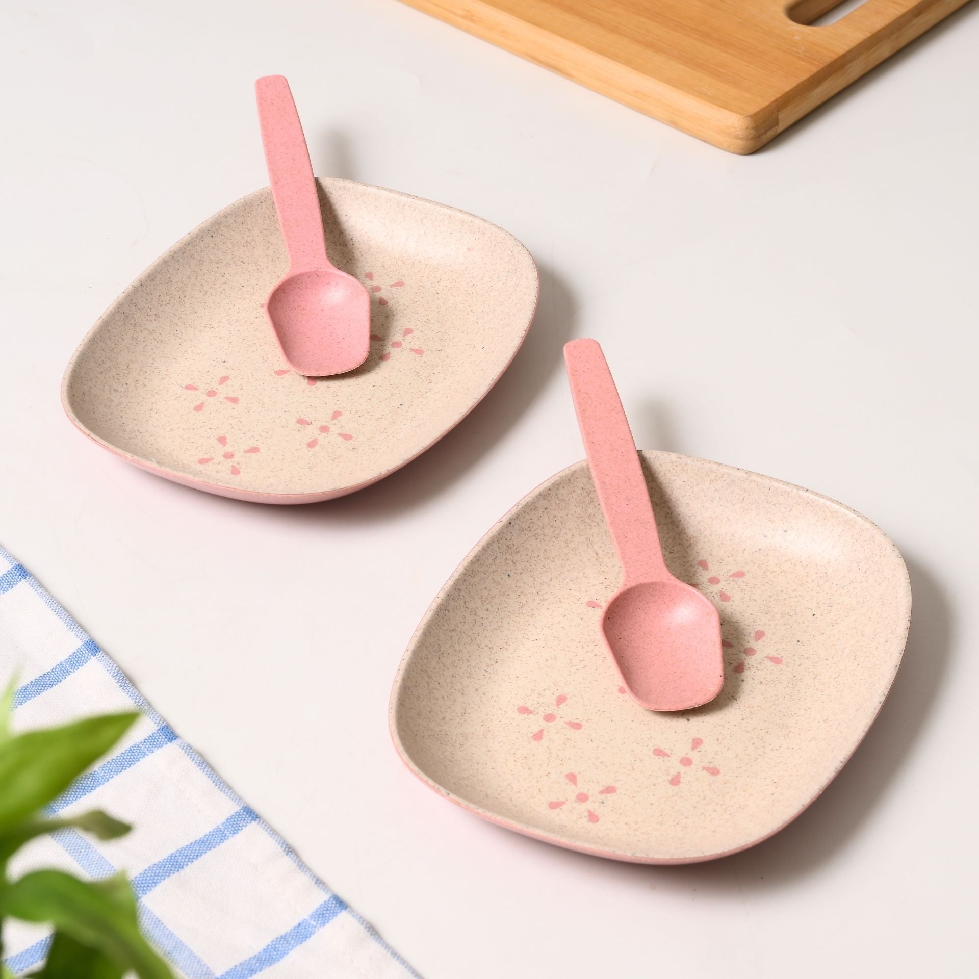 Mini Snack Plates with Spoon – Set of 2 (6-inch)